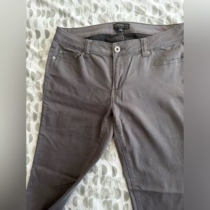 Forever 21 Plus Size Jeggings, Brand New, Never worn Size 14